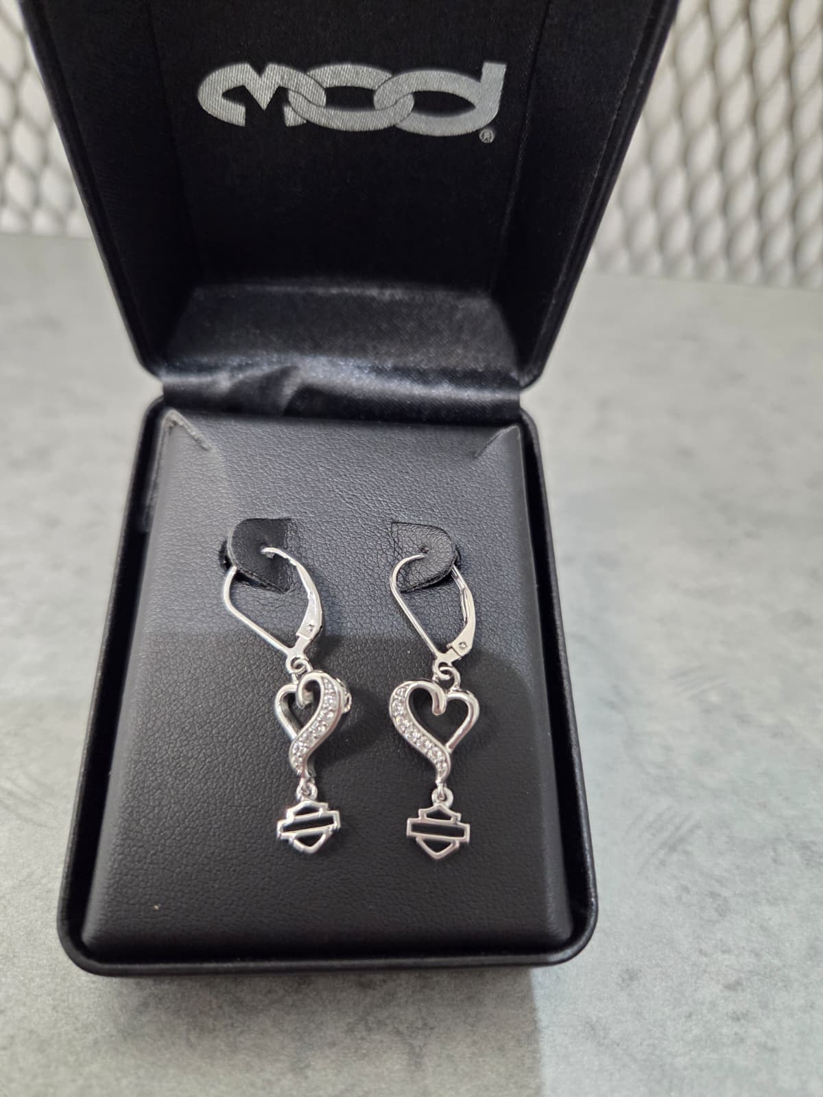 Licensed Product Womens .925 Silver Rebel Heart with White CZ Drop Earrings Main image