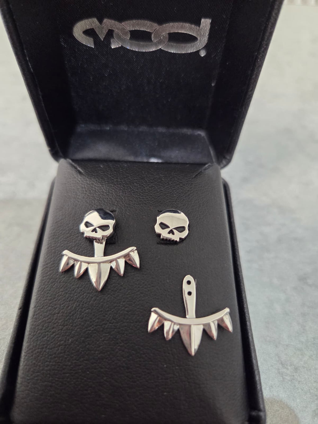 Licensed ProductWomens .925 Sterling Silver Willie G Skull & Triangle Ear Jacket Earrings