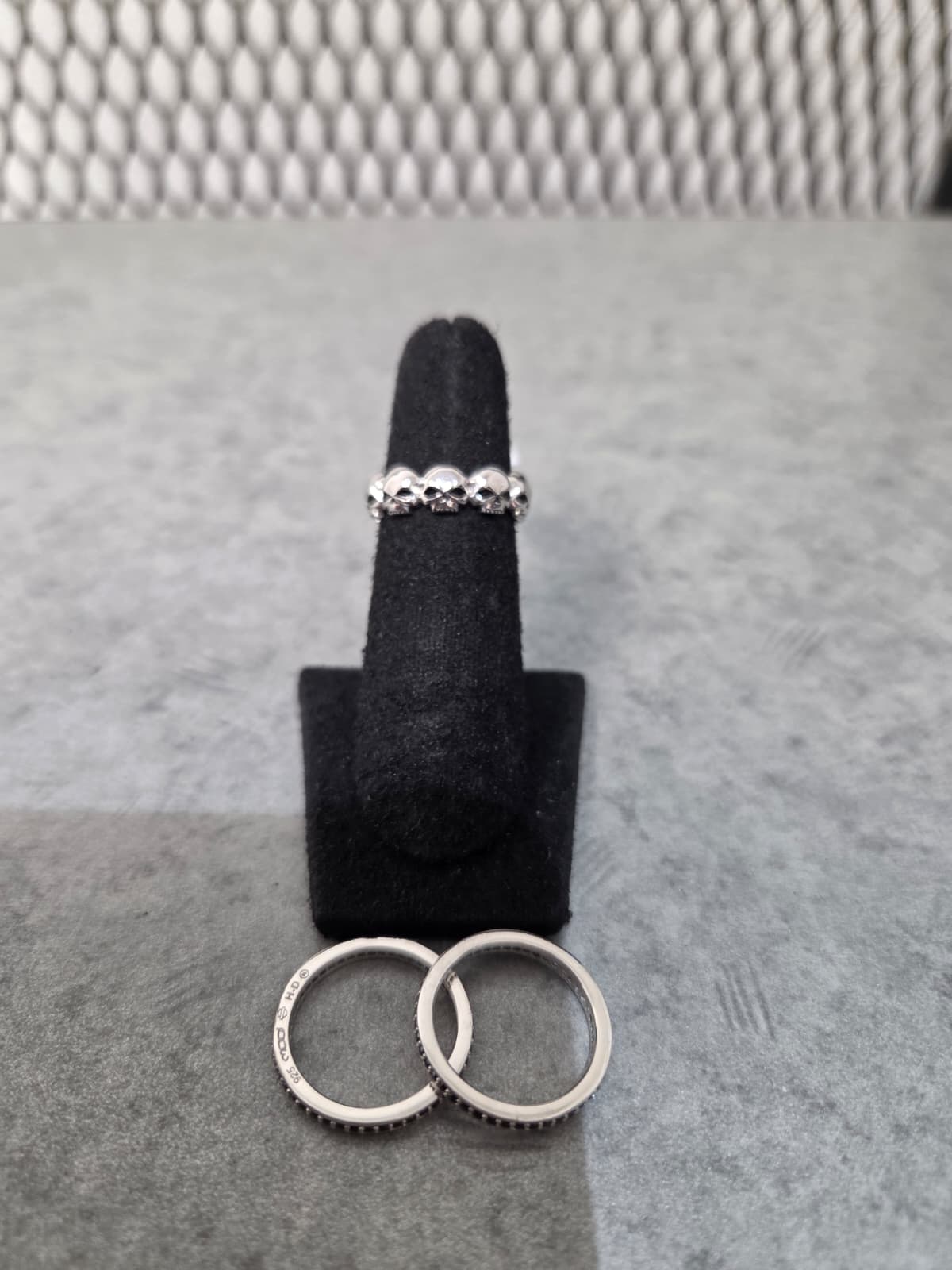 Licensed Product Womens .925 Silver Willie G Skull with Black Stones Stacking Ring