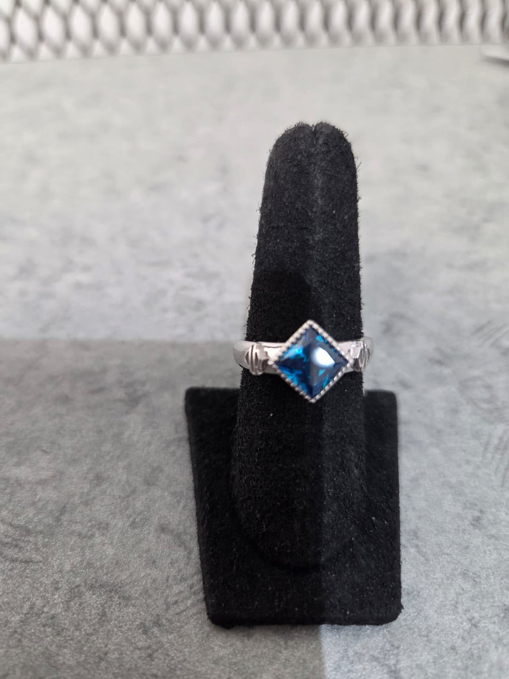 Licensed Product Womens .925 Silver Ocean Blue Radiant Stone Ring