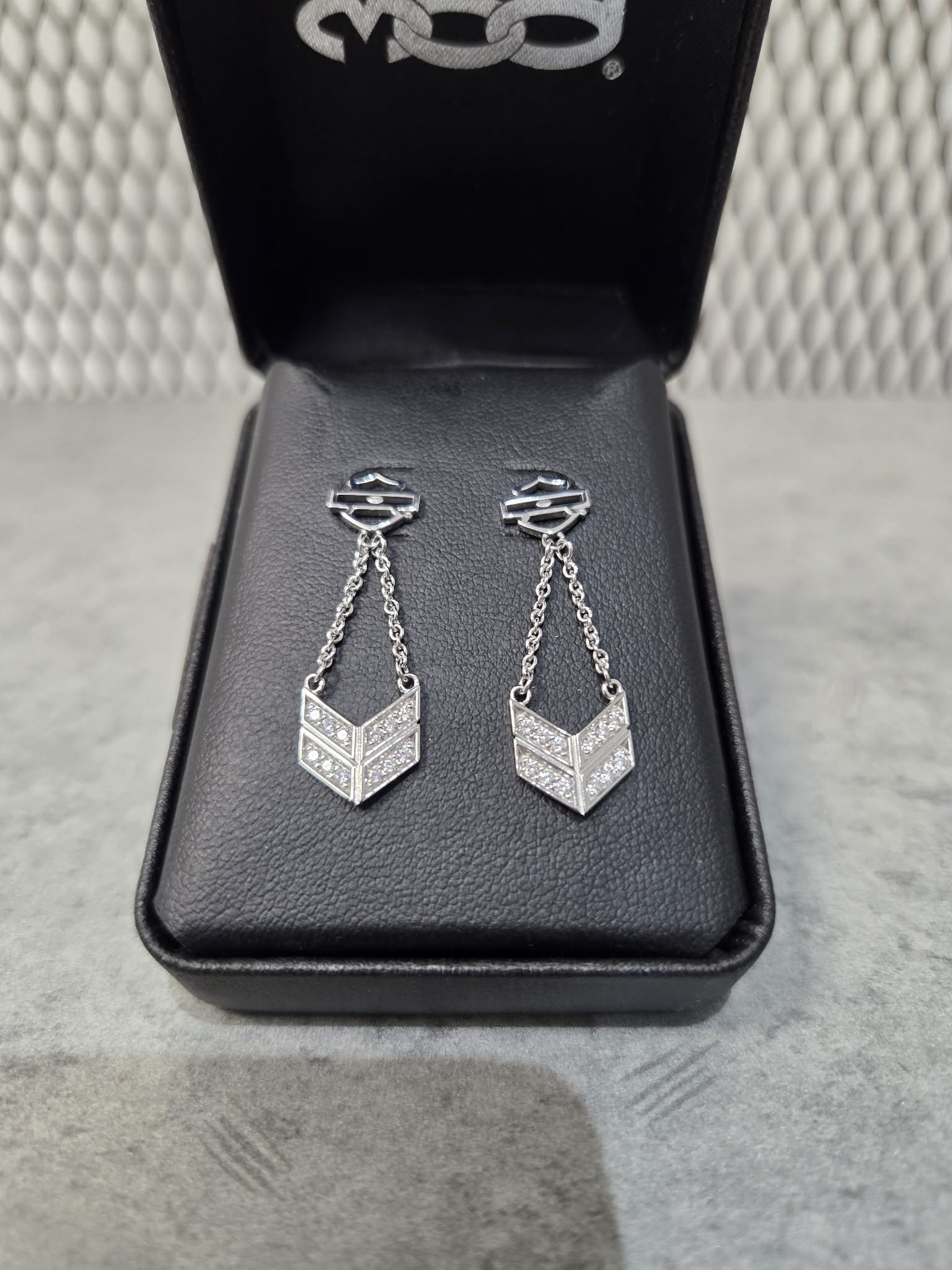 Licensed Product Womens .925 Sterling Silver Insignia Bling Chandelier Earrings Main image