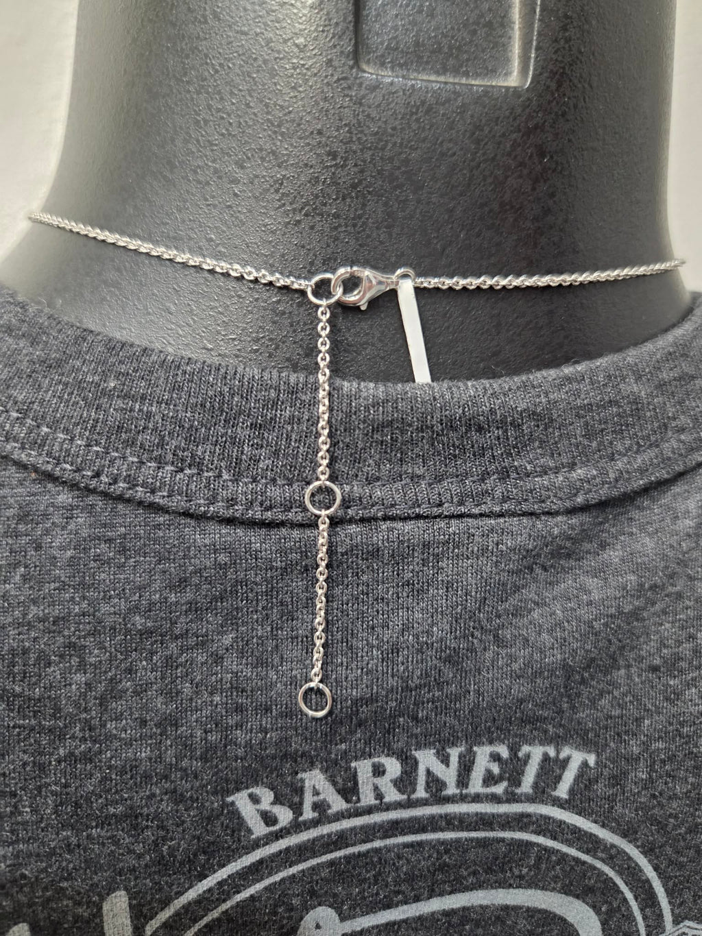 Licensed Product Womens .925 Silver Salt & Pepper Twist Necklace - Adjustable