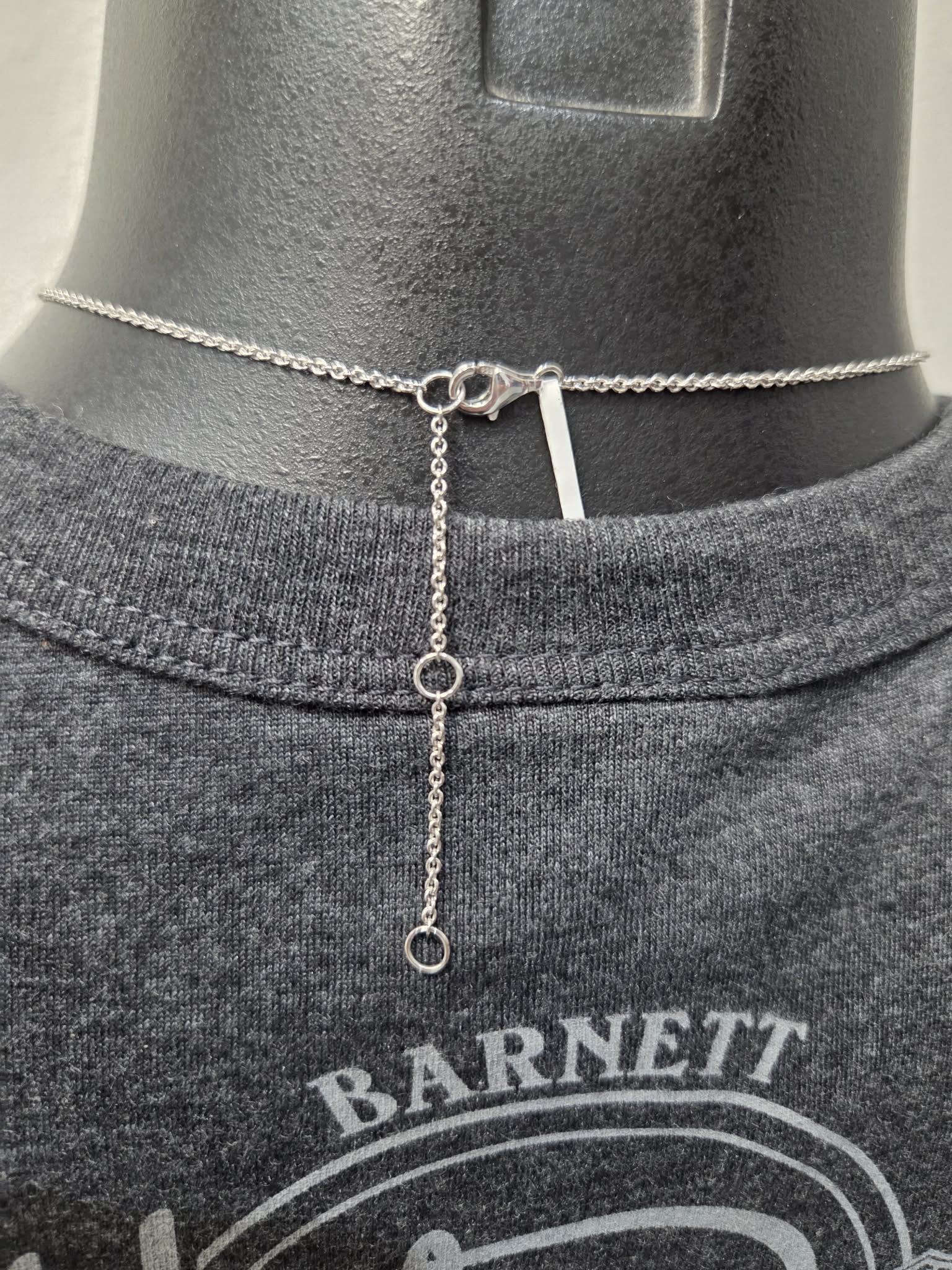 Licensed Product Womens .925 Silver Salt & Pepper Twist Necklace - Adjustable