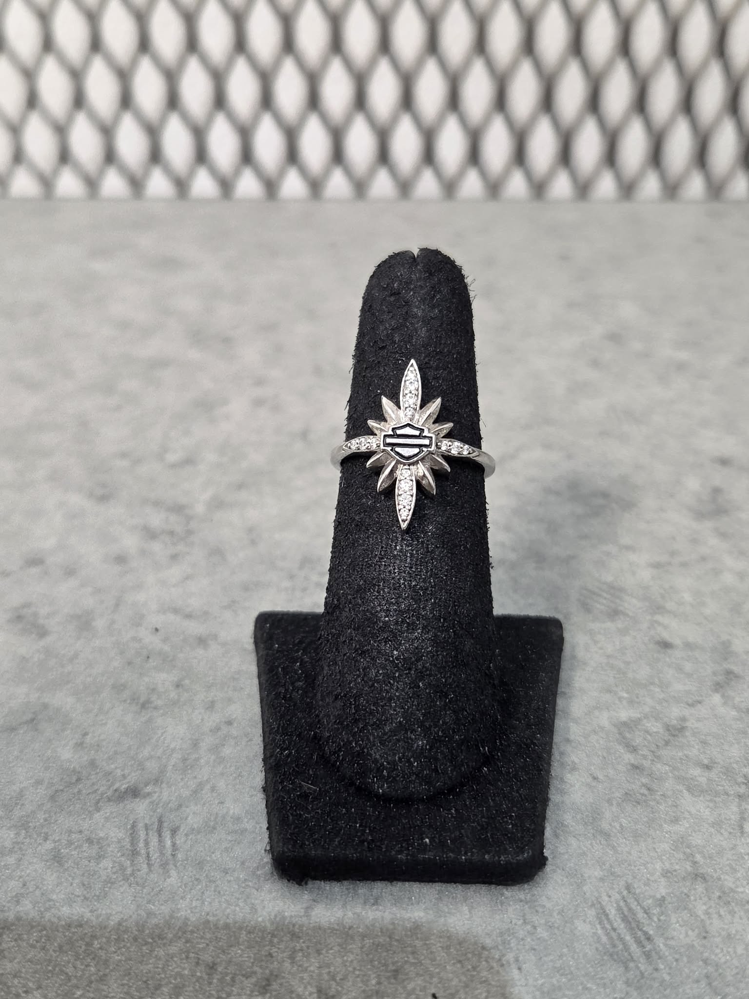 Licensed Product Womens .925 Sterling Silver Starburst Bling Ring