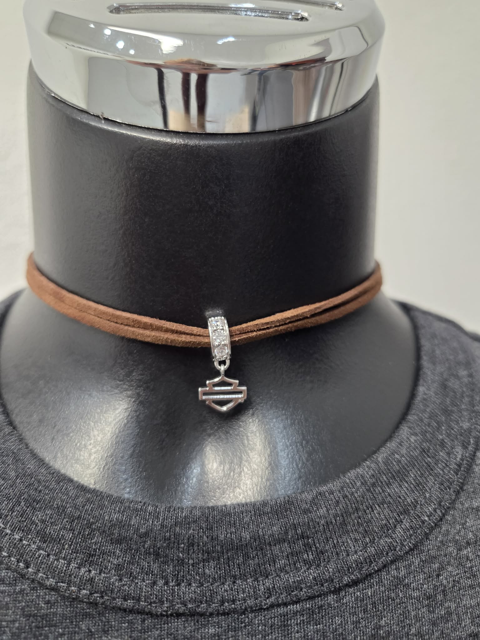 Licensed Product Womens .925 Sterling SilverBrown Leather Choker Necklace – Adjustable